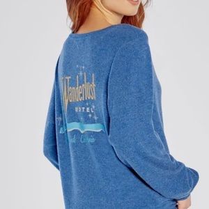 NWT Wildfox Wanderlust retro logo graphic sweatshirt. Vintage vibes. Size XL